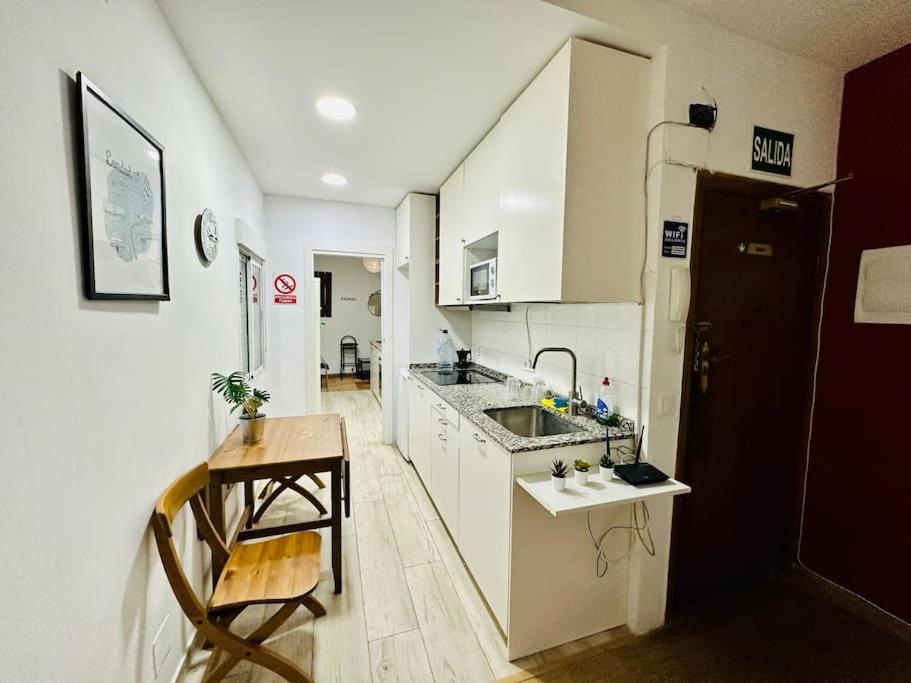 Punta Me Rooms In The Best Location Of Madrid Downtown ภายนอก รูปภาพ
